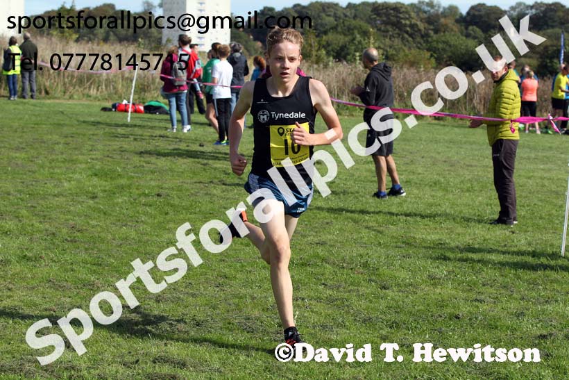 Mens and womens under-17s 2019 Sunderland Harriers Open Cross Country. Photo:  David T. Hewitson/Sports for All Pics
